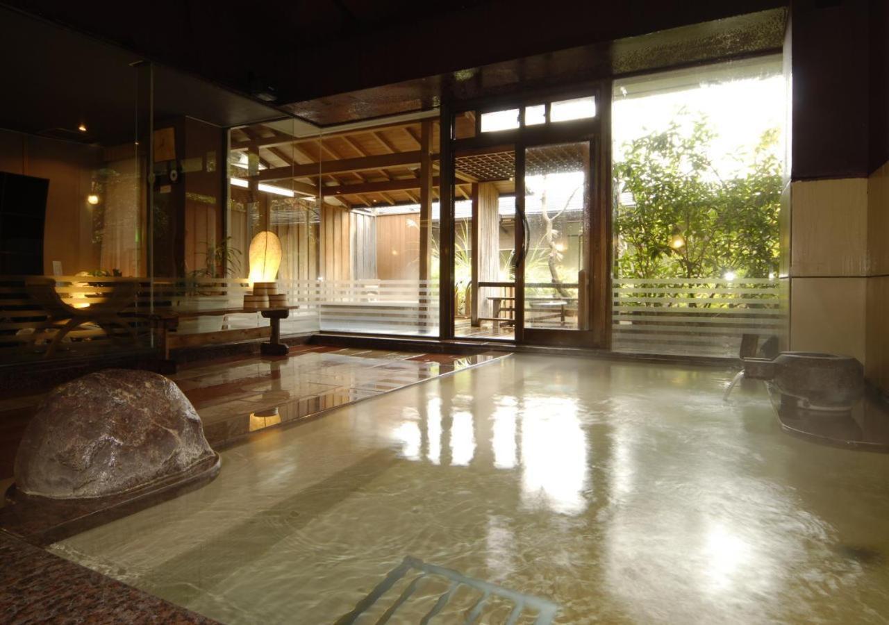 ホテル 楽山やすだ 伊豆の国市 エクステリア 写真