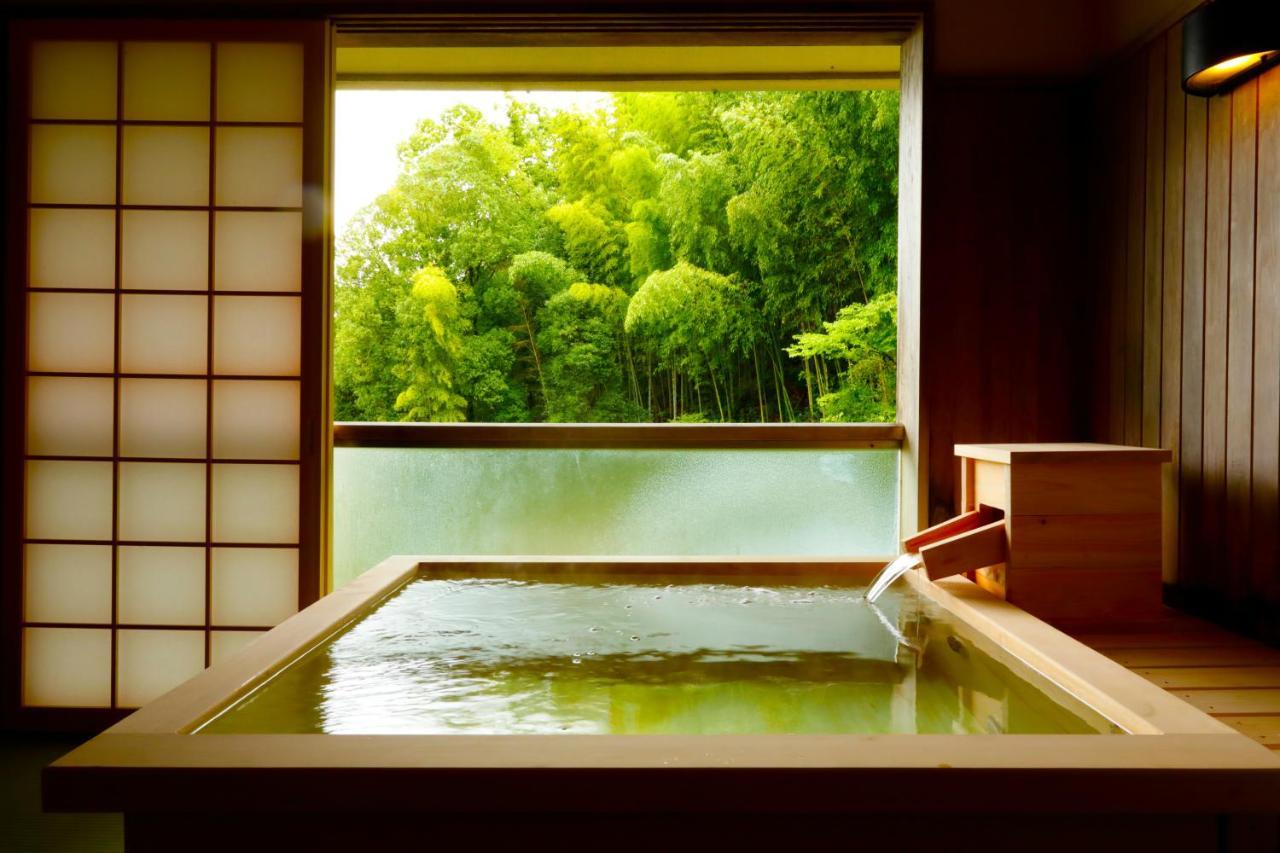 ホテル 楽山やすだ 伊豆の国市 エクステリア 写真